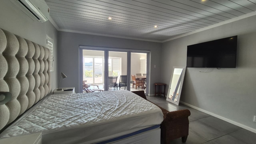 4 Bedroom Property for Sale in Myburgh Park Western Cape